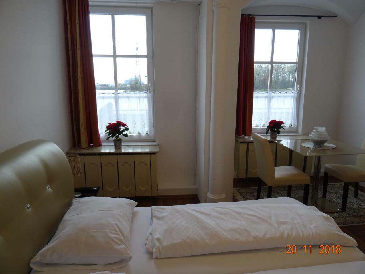 Hotel-Restaurant Zum Donaueck Mauthausen Ngoại thất bức ảnh